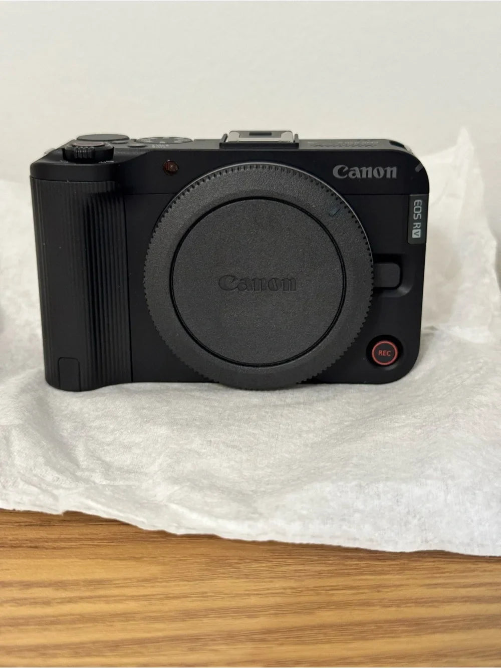 Canon EOS R50 V Mirrorless Camera Kit RF-S 14-30mm Lens Bag Card