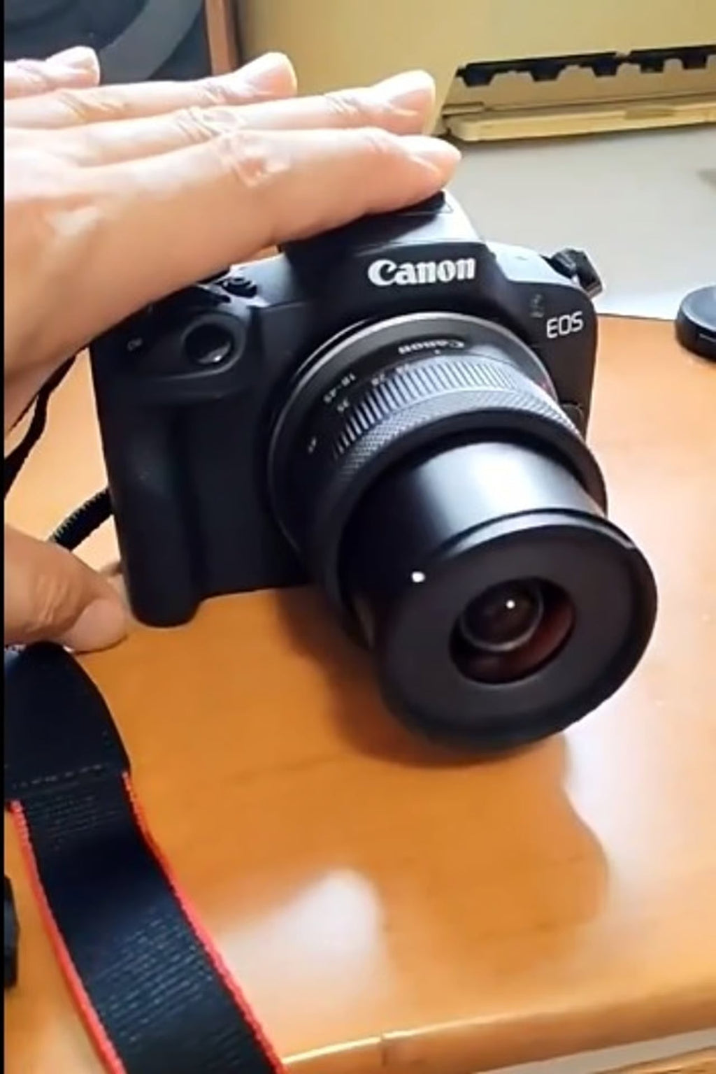 Canon EOS R50 18-45mm Lens Mirrorless Camera 24.2MP 4K WiFi Vlogging Camera