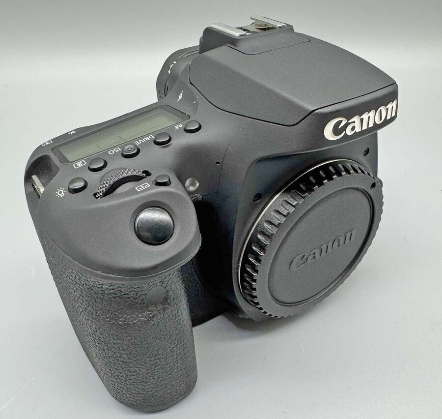 Canon EOS 90D 32.5 MP Digital SLR Dslr Camera Body - Shutter Count: 9,000
